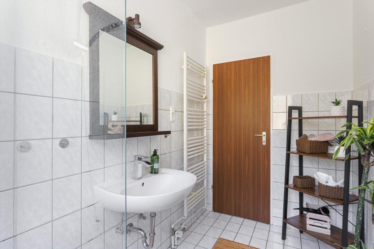 Weserufer, 92qm for 8, stylish, Parkplatz, Netflix Hamelin Exterior foto
